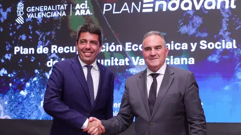 El president de la Generalitat, Carlos Mazón, y el vicepresidente segundo para la Reconstrucción, Francisco José Gan Pampols, presentan el Pla Endavant El president de la Generalitat, Carlos Mazón, y el vicepresidente segundo para la Reconstrucción, Francisco José Gan Pampols, presentan el Pla Endavant