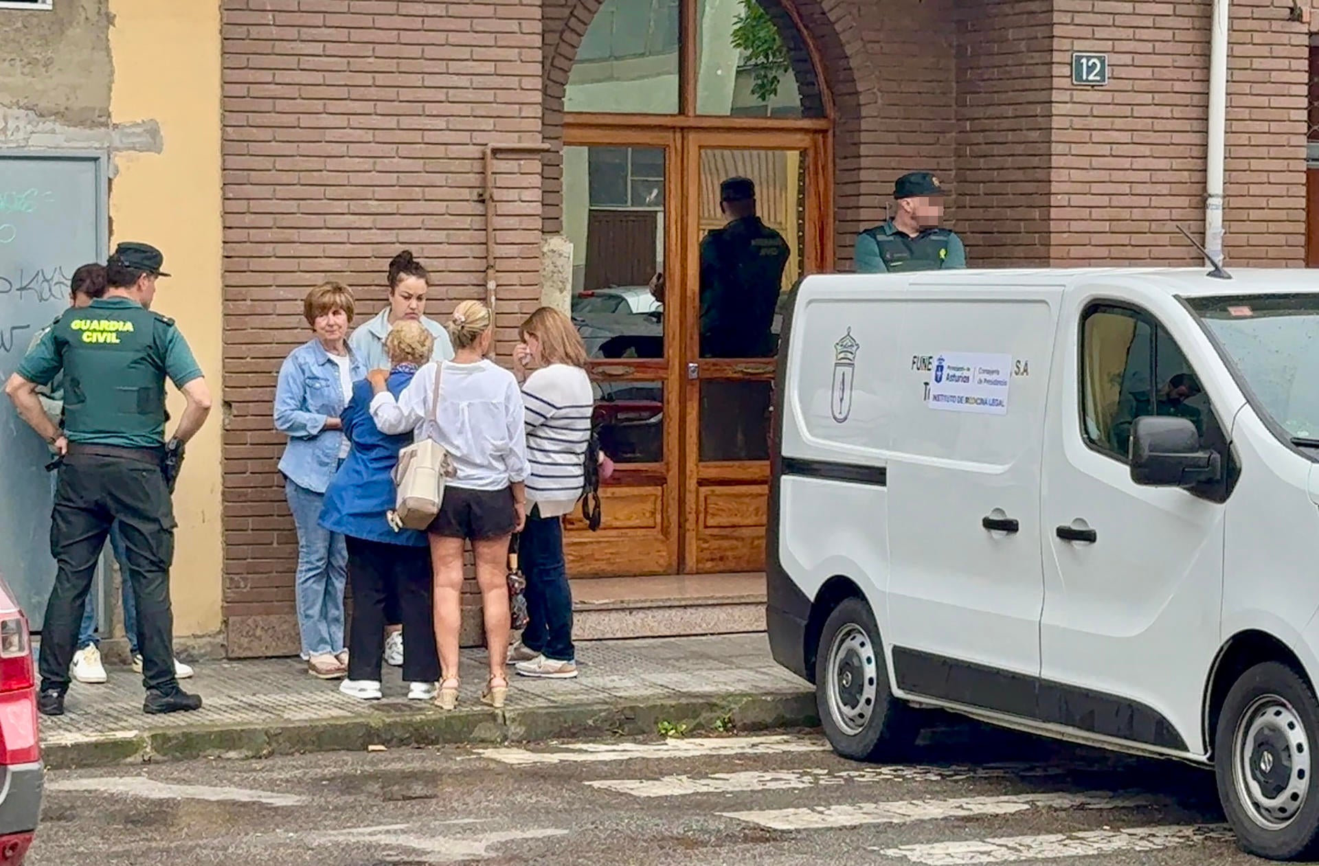 Detenido un hombre de 90 años por matar a su mujer de 86 en Laviana, en Asturias Detenido un hombre de 90 años por matar a su mujer de 86 en Laviana, en Asturias