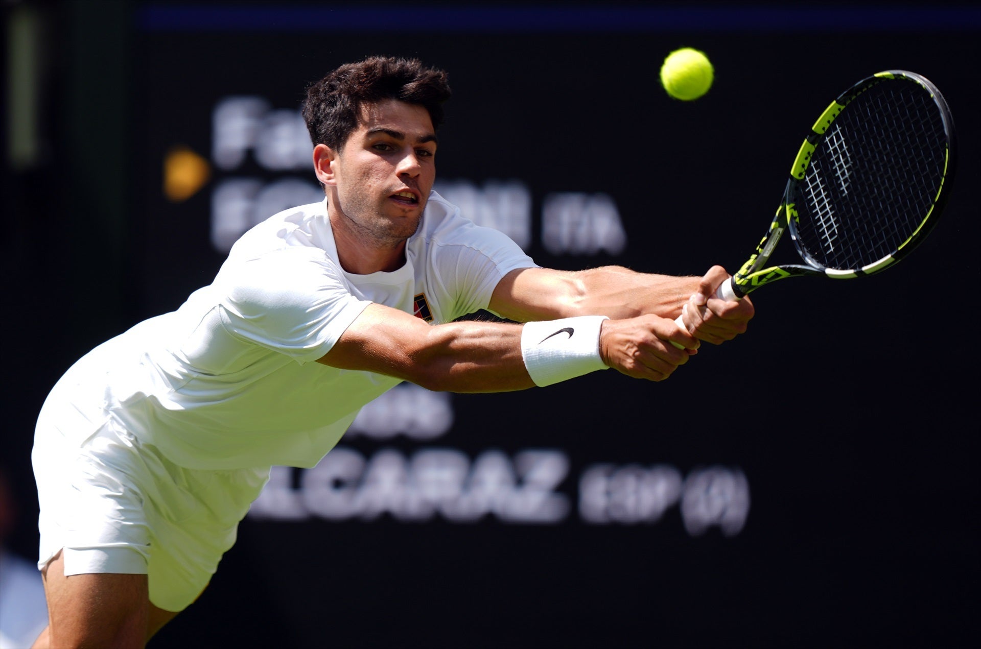 Alcaraz en Wimbledon: hora de su partido contra Oliver Tarvet y posibles cruces Alcaraz en Wimbledon: hora de su partido contra Oliver Tarvet y posibles cruces