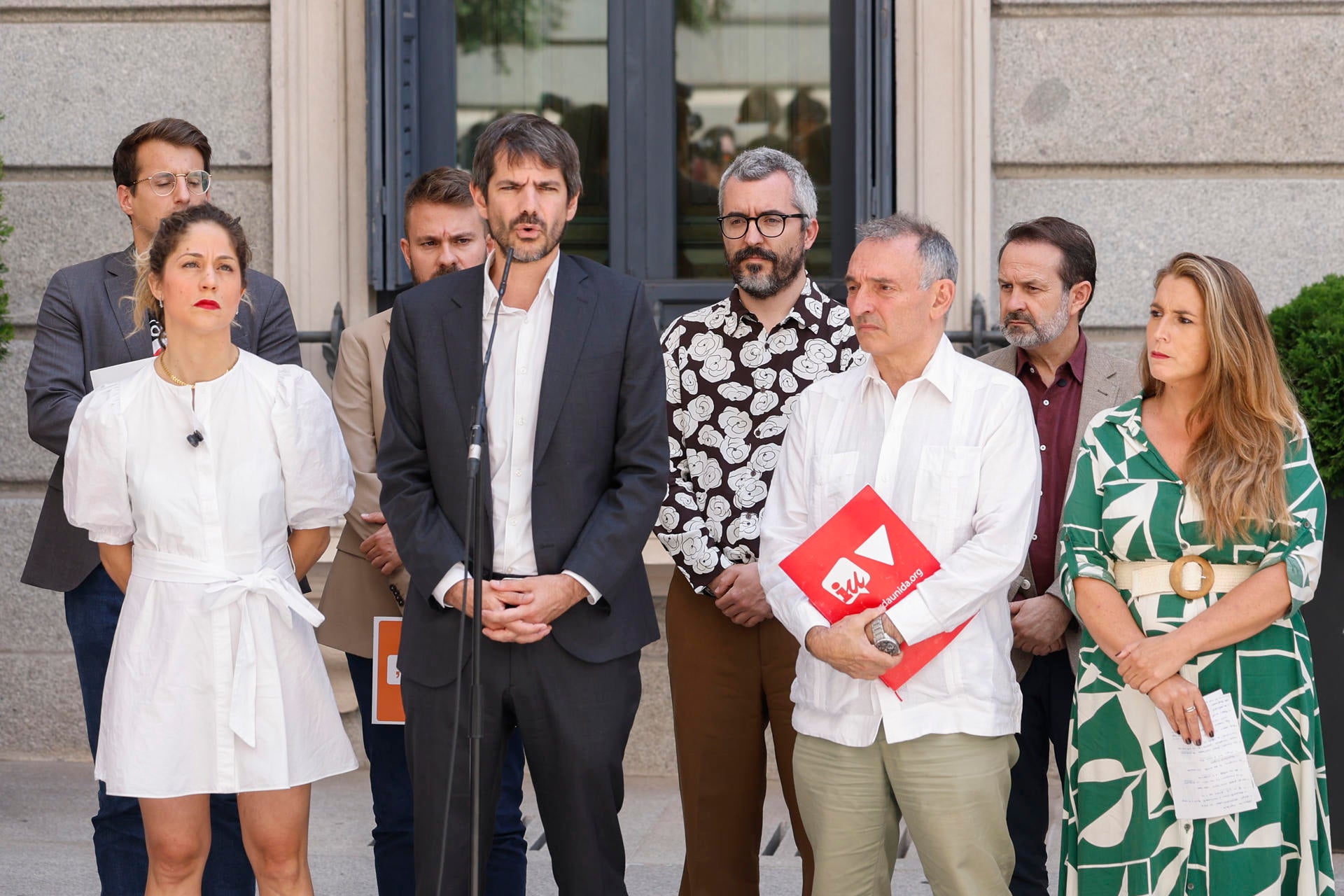 Sumar ve "inmovilismo" en el PSOE tras una reunión que "no ha producido avances": "No son conscientes de la gravedad" Sumar ve "inmovilismo" en el PSOE tras una reunión que "no ha producido avances": "No son conscientes de la gravedad"