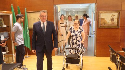 Benidorm culmina las pruebas de un innovador proyecto de IA para detectar necesidades de personas mayores o vulnerables