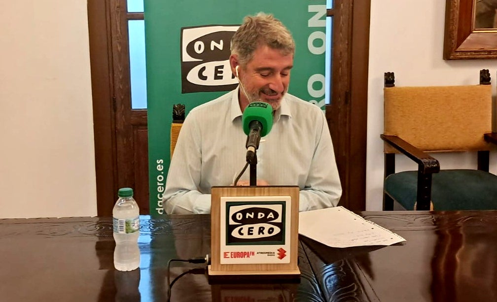 Pepe Vegara, alcalde de Orihuela: "Había muchas cosas que poner en orden, seguimos trabajando y todo comienza a dar frutos" Pepe Vegara, alcalde de Orihuela: "Había muchas cosas que poner en orden, seguimos trabajando y todo comienza a dar frutos"