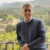 Un trabajo científico con firma valenciana, portada de la revista 'Nature Reviews Microbiology'