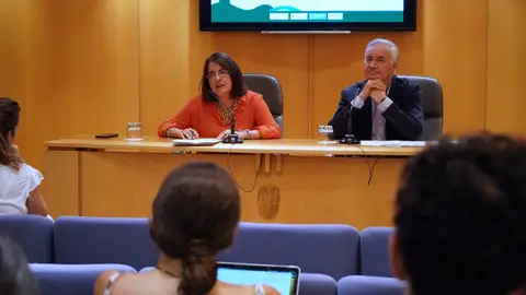 La Justicia de Aragón, Concepción Gimeno, ha acogido la presentación del estudio internacional sobre el suicidio La Justicia de Aragón, Concepción Gimeno, ha acogido la presentación del estudio internacional sobre el suicidio