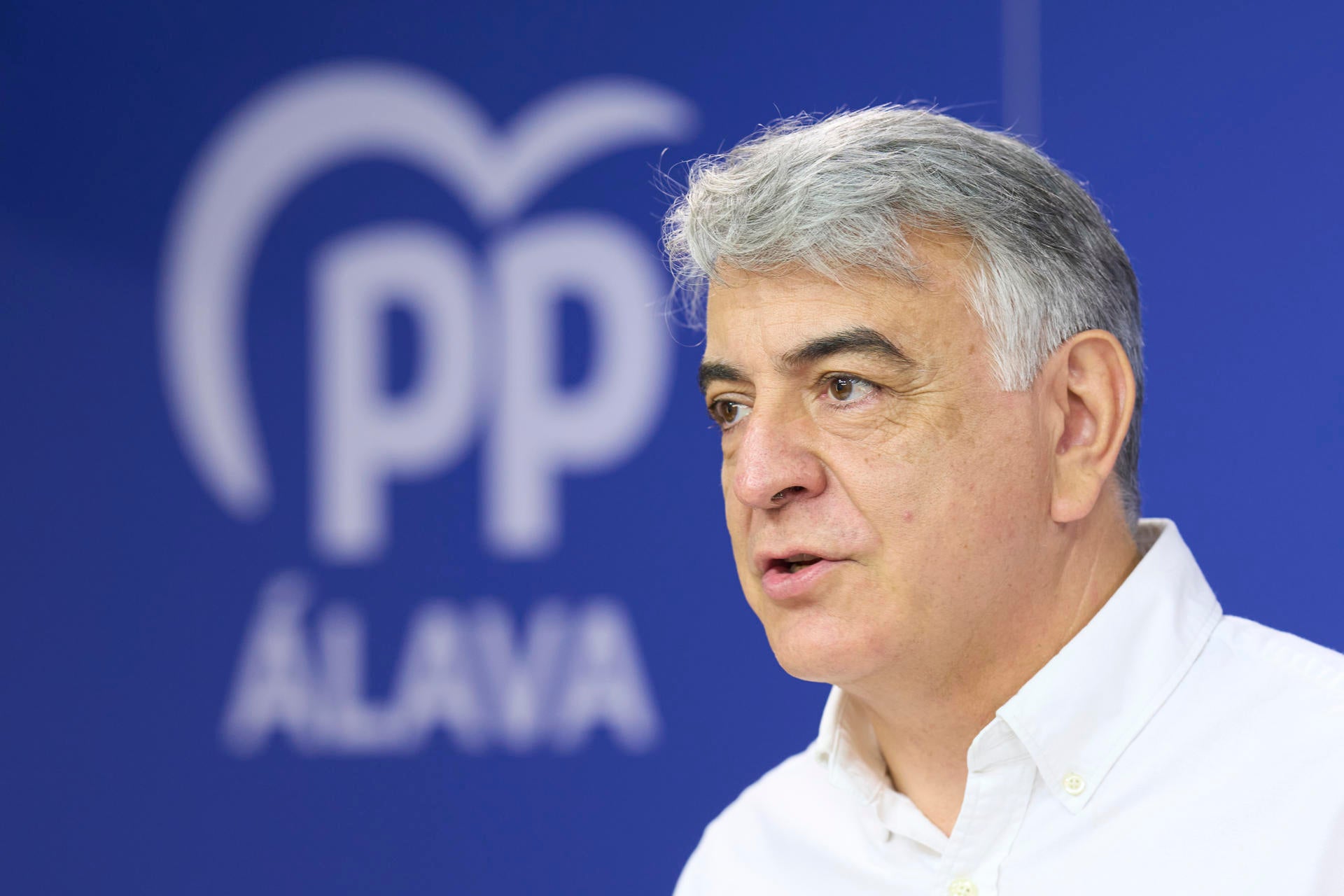 El PP eleva la presión sobre el PNV por las "implicaciones" de un empresario cercano con la trama de Cerdán El PP eleva la presión sobre el PNV por las "implicaciones" de un empresario cercano con la trama de Cerdán