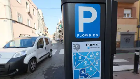 Aparcar en la calle en Madrid y ahorrar: la nueva función que revoluciona el uso del parquímetro Aparcar en la calle en Madrid y ahorrar: la nueva función que revoluciona el uso del parquímetro