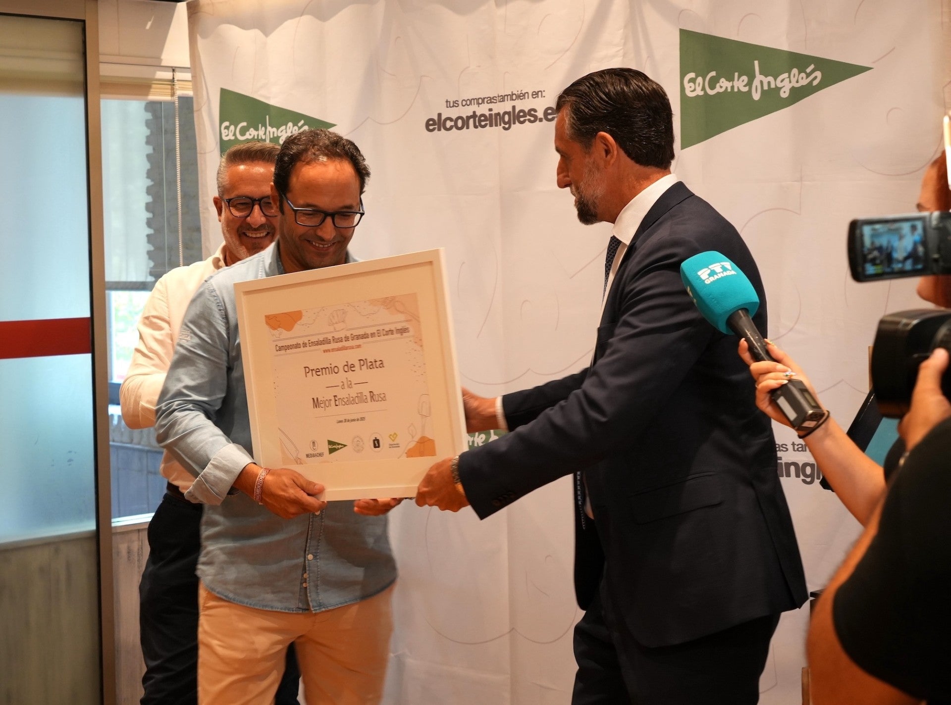 La Mejor Ensaladilla Rusa de Granada en 2025 está en el restaurante Sancho Original La Mejor Ensaladilla Rusa de Granada en 2025 está en el restaurante Sancho Original