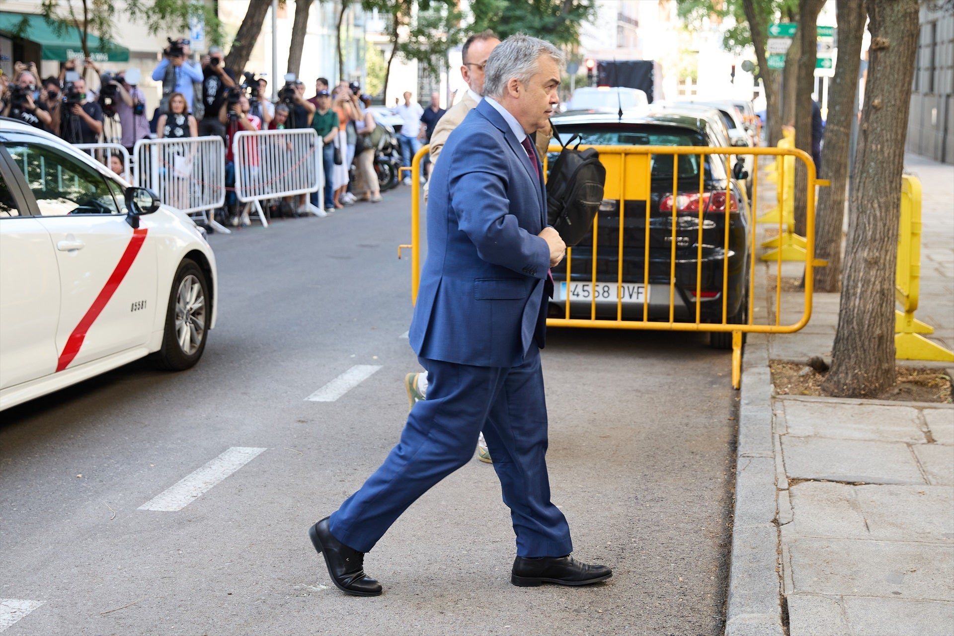 Jacobo Teijelo, el abogado de los audios de Leire Díez, visita a Santos Cerdán en la cárcel Jacobo Teijelo, el abogado de los audios de Leire Díez, visita a Santos Cerdán en la cárcel
