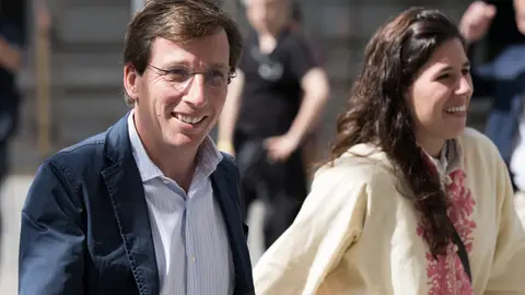 José Luis Martínez-Almeida y Teresa Urquijo dan la bienvenida a su primer hijo, Lucas José Luis Martínez-Almeida y Teresa Urquijo dan la bienvenida a su primer hijo, Lucas