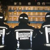 Renuncia del jefe de bomberos de San Sebastián tras colar a su hijo en un concierto con uniforme oficial