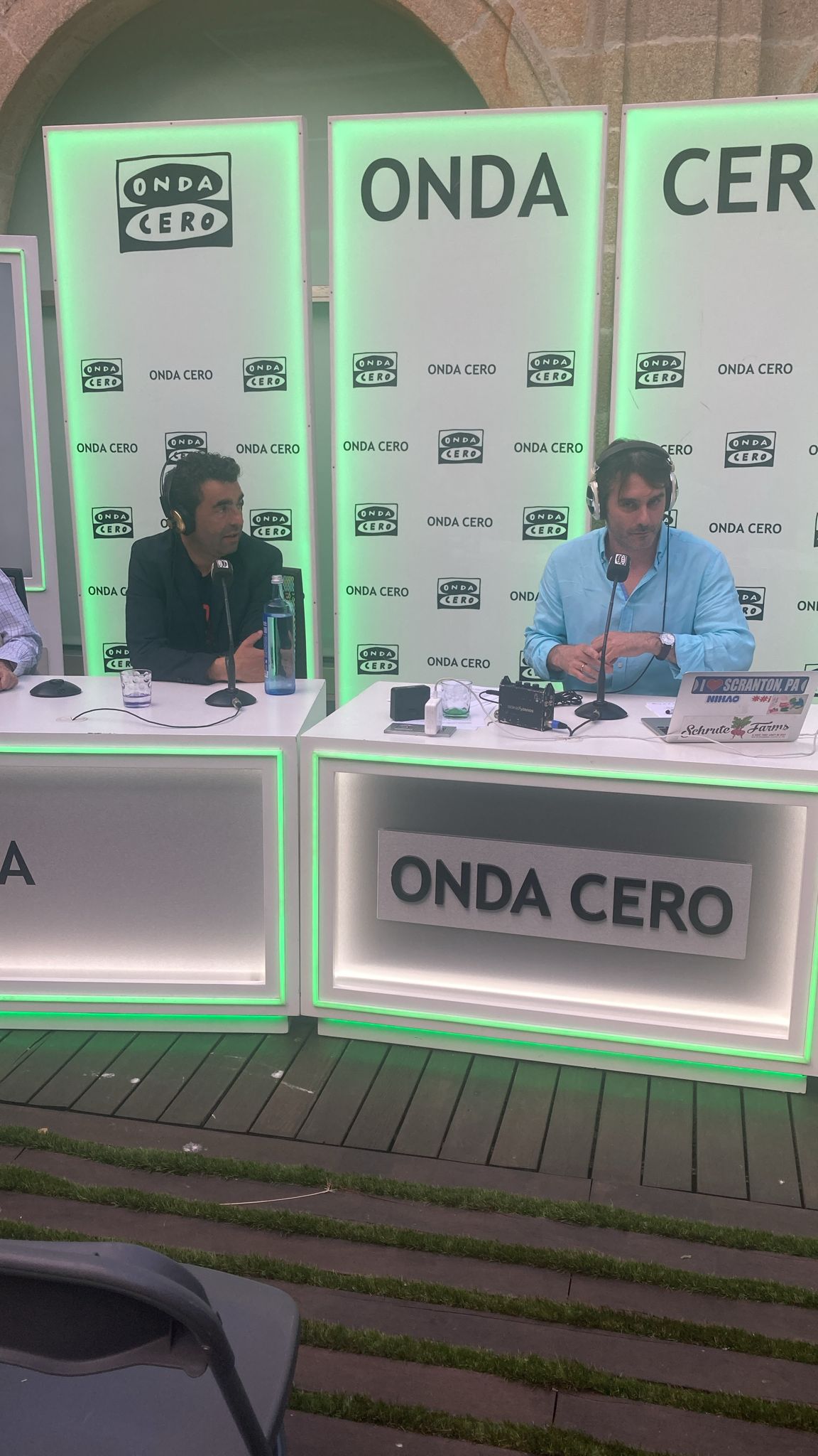 Luis López: "La Bienal de Arte de Pontevedra está siendo un éxito, tenemos tres meses de intensa actividad artística" Luis López: "La Bienal de Arte de Pontevedra está siendo un éxito, tenemos tres meses de intensa actividad artística"