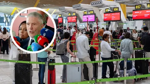 Marlaska atribuye a un "cúmulo de circunstancias" las colas en Barajas y defiende el operativo Marlaska atribuye a un "cúmulo de circunstancias" las colas en Barajas y defiende el operativo