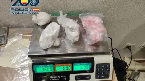 La Policía Nacional desmantela en Benidorm dos organizaciones criminales que utilizan tecnología QR para el tráfico de drogas La Policía Nacional desmantela en Benidorm dos organizaciones criminales que utilizan tecnología QR para el tráfico de drogas