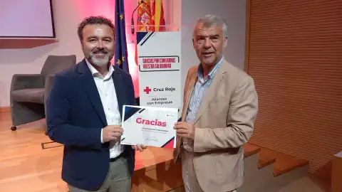 El Benidorm Fest dona más de 150.000 euros a Cruz Roja para los afectados por la DANA El Benidorm Fest dona más de 150.000 euros a Cruz Roja para los afectados por la DANA