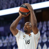 Serge Ibaka y Eli Ndiaye abandonan el Real Madrid