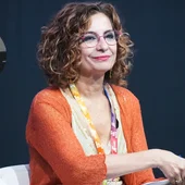 Casimiro García-Abadillo, sobre los comentarios de María Jesús Montero señalando a Ouigo: "Es como si fuera una vecina de la calle" Casimiro García-Abadillo, sobre los comentarios de María Jesús Montero señalando a Ouigo: "Es como si fuera una vecina de la calle"