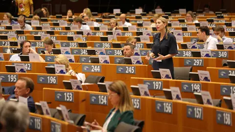 Guardiola reivindica en Bruselas un presupuesto sólido para la PAC y recursos para incentivar el relevo generacional en el sector primario Guardiola reivindica en Bruselas un presupuesto sólido para la PAC y recursos para incentivar el relevo generacional en el sector primario