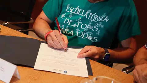 Firmado el pacto 'Asturias Educa' Firmado el pacto 'Asturias Educa'