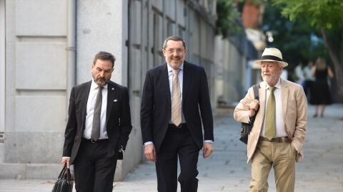 Los empresarios imputados Jos&eacute; Ruz y los hermanos Antonio y Daniel Fern&aacute;ndez Men&eacute;ndez declaran en el Supremo por el &lsquo;caso Koldo&rsquo;