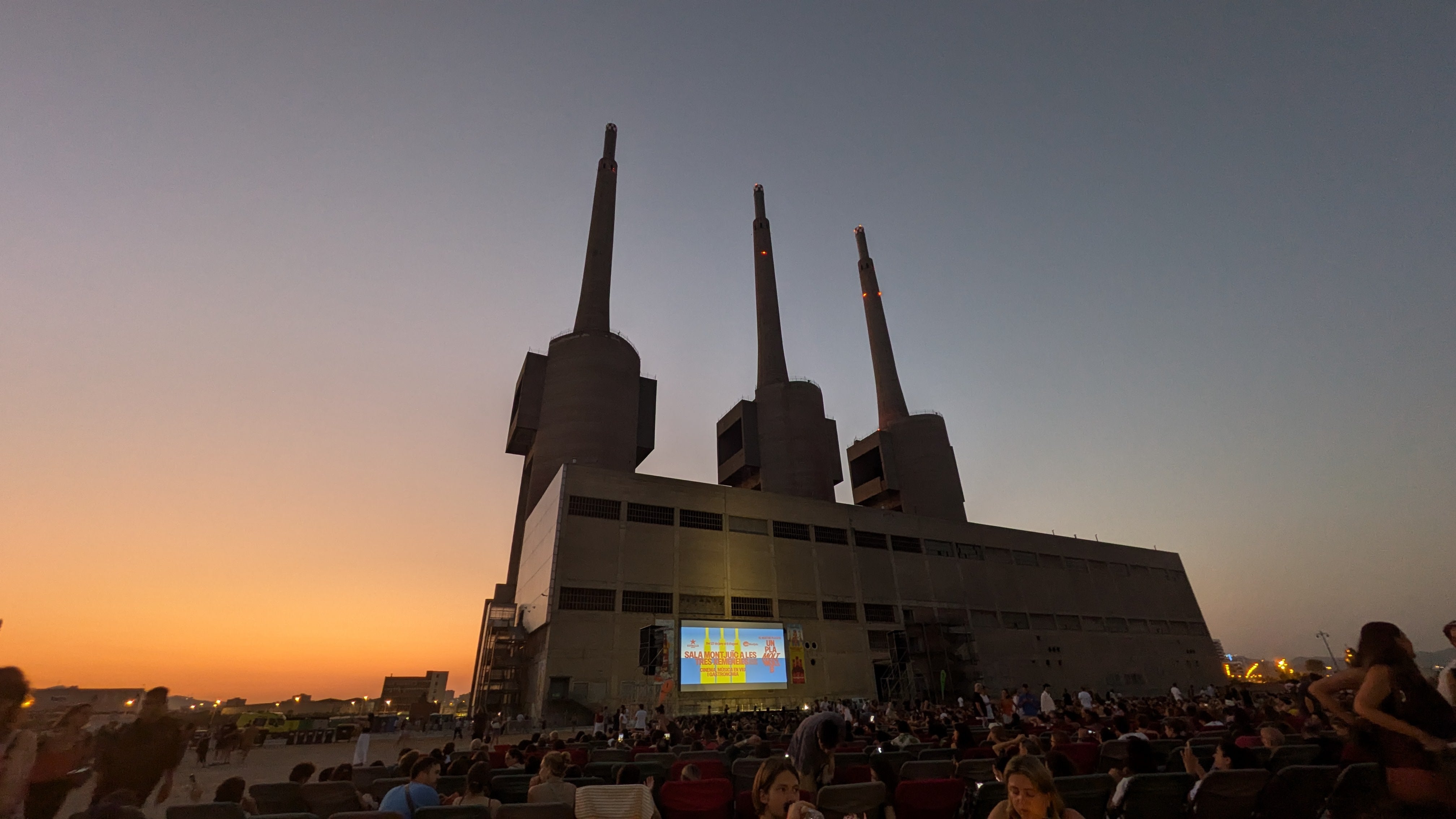 Cinema sota les estrelles aquest any a les Tres Xemeneies Cinema sota les estrelles aquest any a les Tres Xemeneies