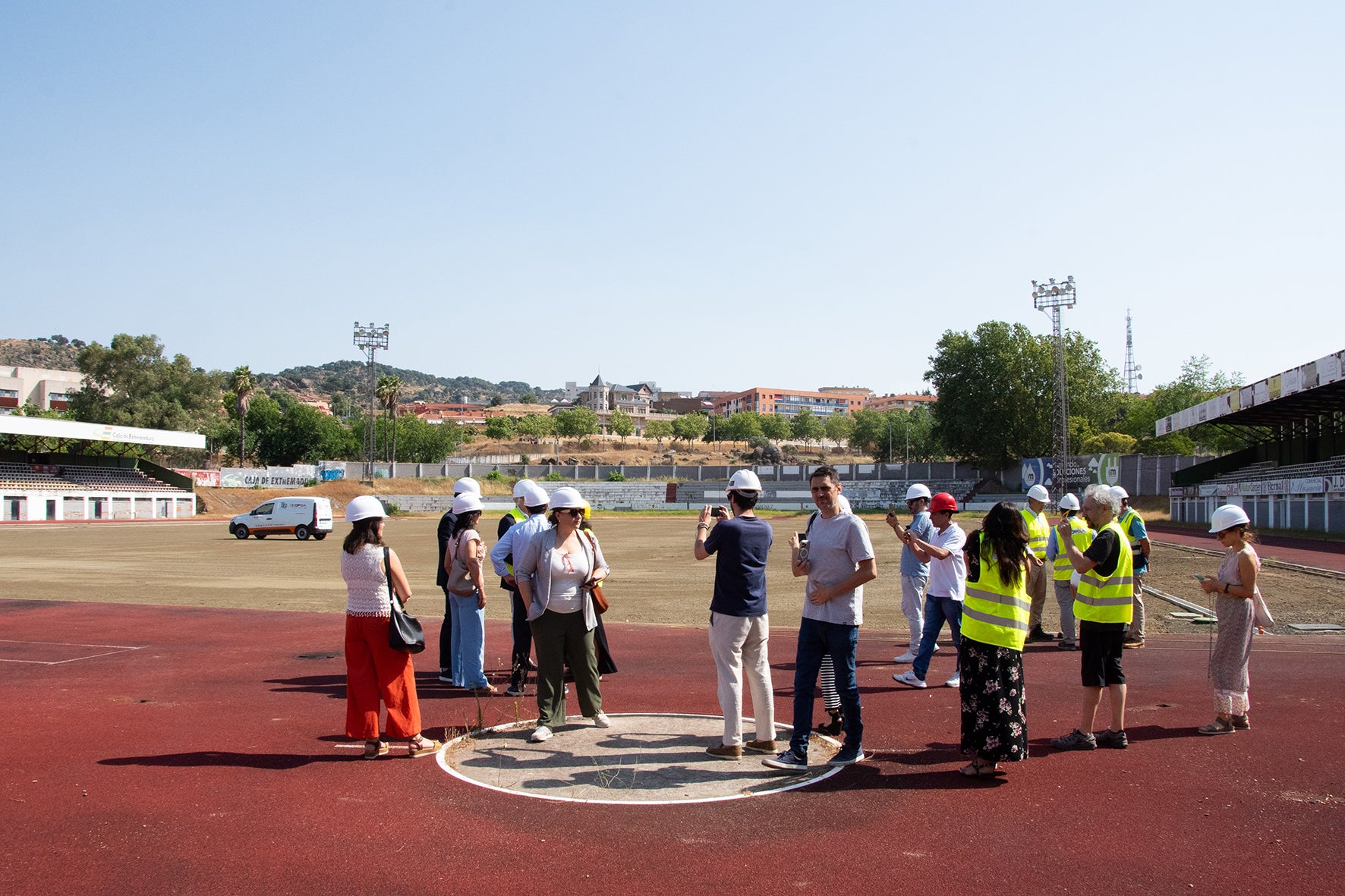Avanzan en Plasencia las obras del campo de fútbol de la Ciudad Deportiva Avanzan en Plasencia las obras del campo de fútbol de la Ciudad Deportiva