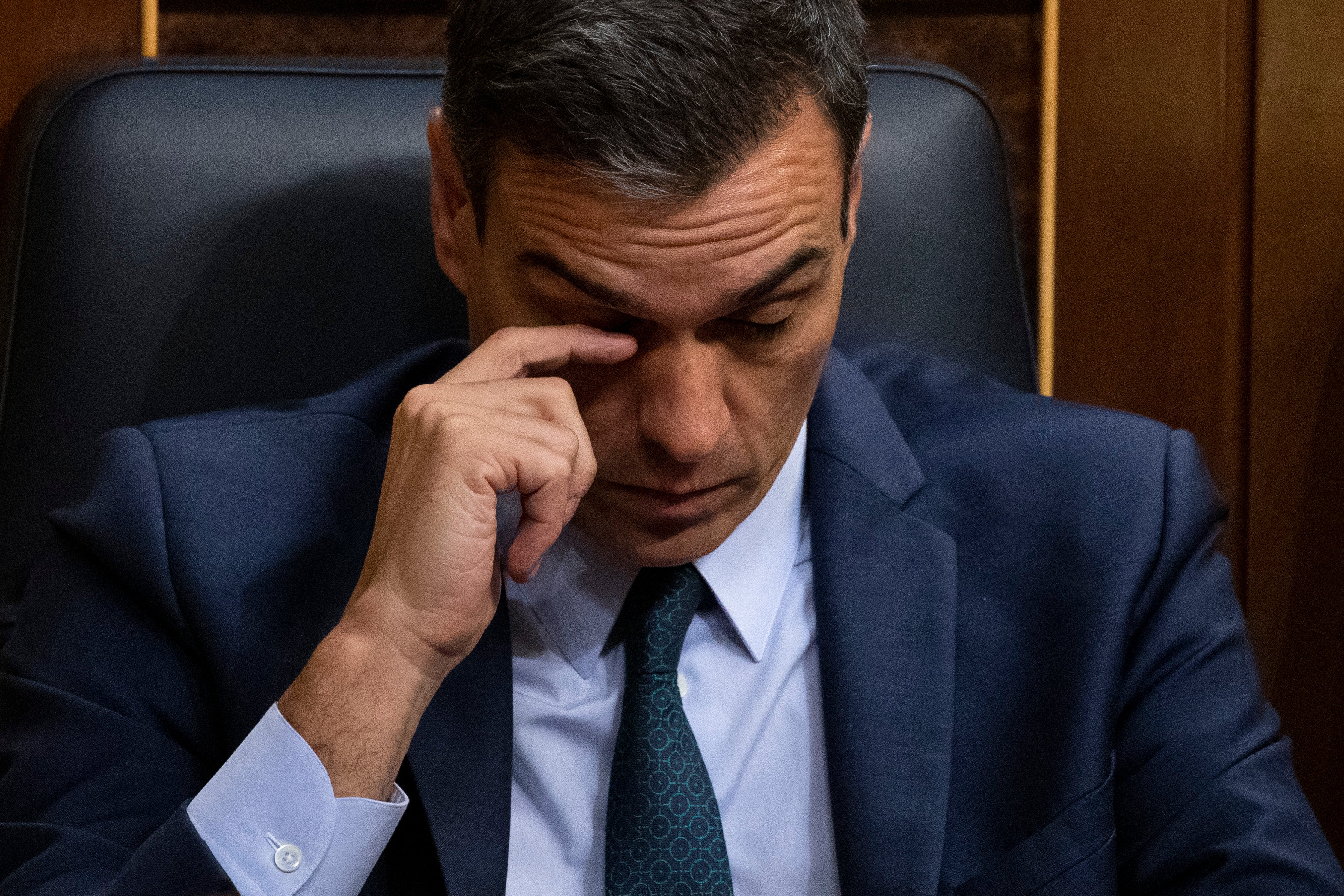 El PP dispara contra Sánchez por el supuesto uso de inmuebles públicos como prostíbulos por su suegro El PP dispara contra Sánchez por el supuesto uso de inmuebles públicos como prostíbulos por su suegro
