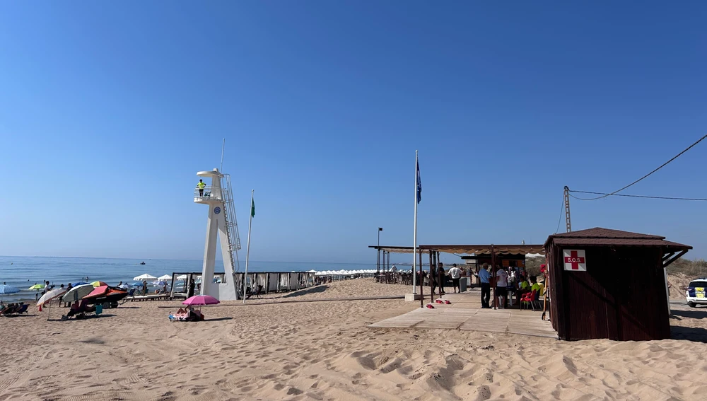 Una de las playas de Elche. Una de las playas de Elche.