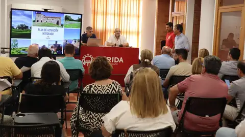 Alcaldes de Tentudía, Serena-Vegas Altas y La Siberia perfilan sus proyectos para obtener financiación europea Alcaldes de Tentudía, Serena-Vegas Altas y La Siberia perfilan sus proyectos para obtener financiación europea