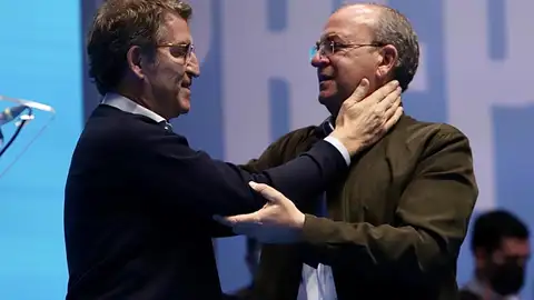 Feijóo suma a su Comité Ejecutivo y Junta Directiva a 4 extremeños: Monago, Isabel Palomino, Gema Cortés y Fernando Pizarro Feijóo suma a su Comité Ejecutivo y Junta Directiva a 4 extremeños: Monago, Isabel Palomino, Gema Cortés y Fernando Pizarro