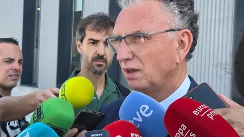 Quintana confía en que en 2026 se ponga en marcha en Extremadura el sistema que recorta los tiempos de viaje en tren Quintana confía en que en 2026 se ponga en marcha en Extremadura el sistema que recorta los tiempos de viaje en tren