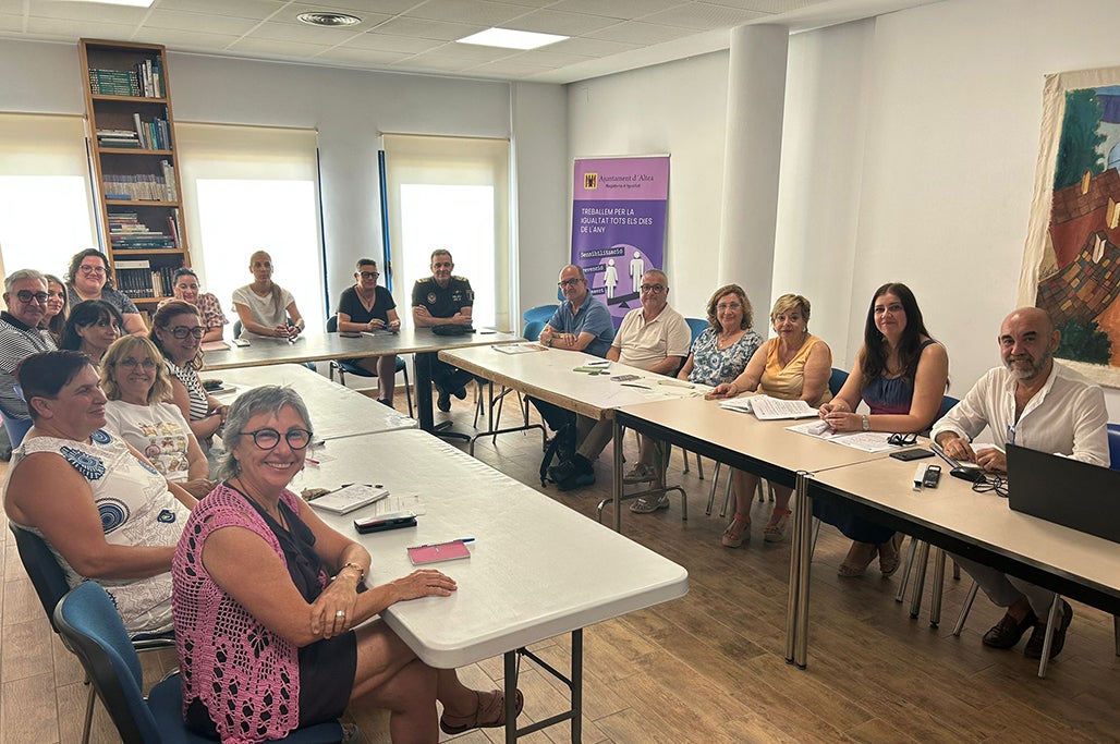 El Consejo de Inclusión Social de Altea aprueba la modificación de la ordenanza de ayudas sociales para adaptarla a la normativa actual El Consejo de Inclusión Social de Altea aprueba la modificación de la ordenanza de ayudas sociales para adaptarla a la normativa actual