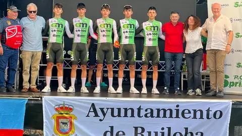 Álvaro Domínguez (Electromercantil-GR100) protagonismo, etapa y podio final en el Circuito Cántabro Júnior Álvaro Domínguez (Electromercantil-GR100) protagonismo, etapa y podio final en el Circuito Cántabro Júnior