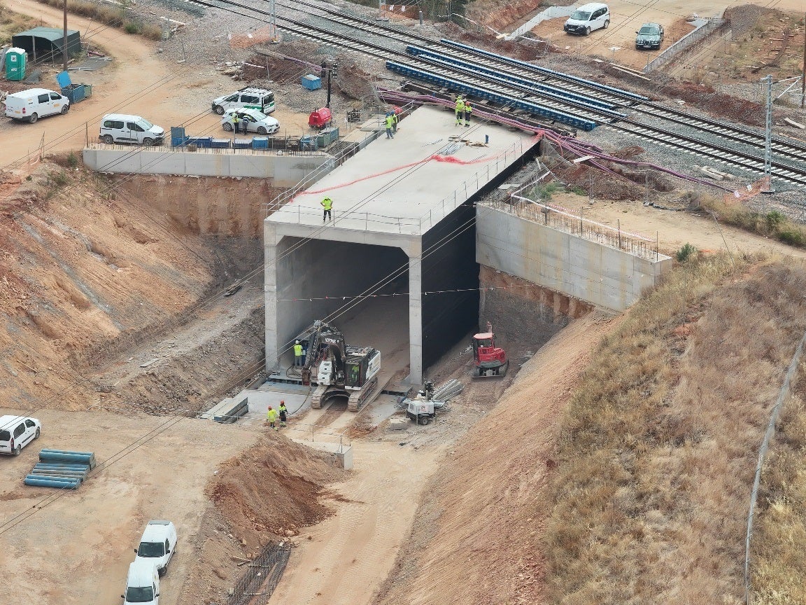 Adjudicado por 12 millones el montaje de vía y la electrificación del nuevo acceso ferroviario sur al Puerto Adjudicado por 12 millones el montaje de vía y la electrificación del nuevo acceso ferroviario sur al Puerto