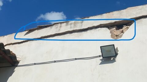 Da&ntilde;os exteriores de la ermita de San Isidro