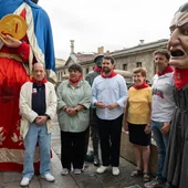Vitoria ya conoce a quienes lanzarán el txupinazo de las Fiestas de La Blanca 2025 Vitoria ya conoce a quienes lanzarán el txupinazo de las Fiestas de La Blanca 2025