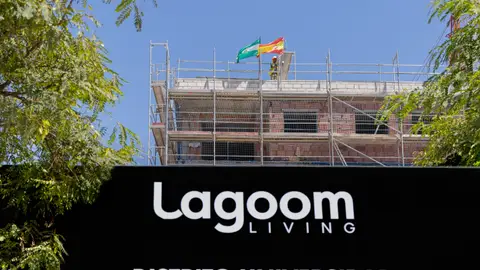 Lagoom Living culmina la estructura de distrito universidad con la puesta de bandera las parcelas R11, R12 Y R15 Vivienda