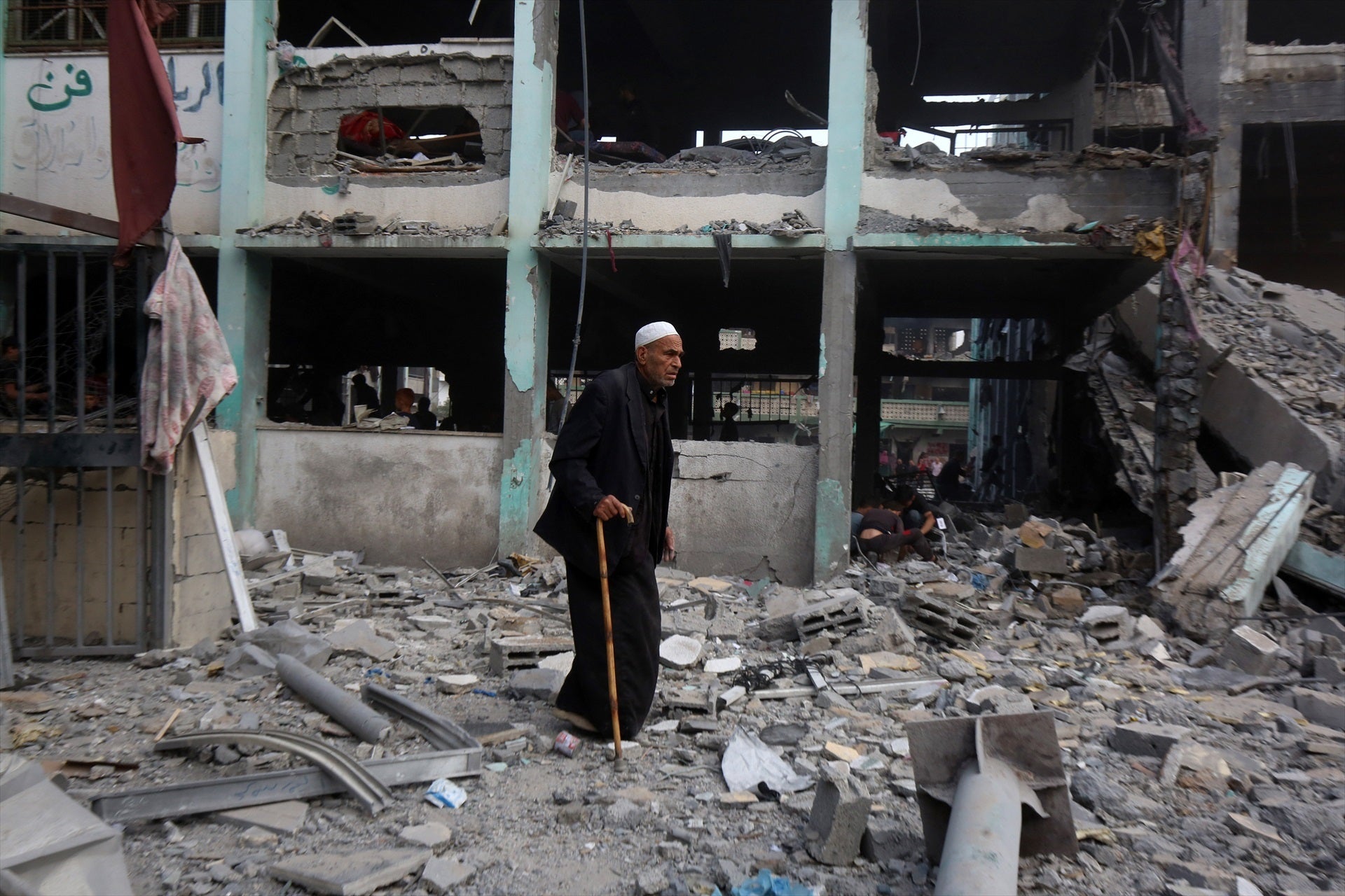 8 de cada 10 españoles creen que Israel está cometiendo un genocidio en Gaza 8 de cada 10 españoles creen que Israel está cometiendo un genocidio en Gaza