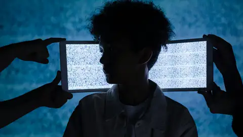 "Control Z", la plataforma que nace para combatir la hiperconexión digital "Control Z", la plataforma que nace para combatir la hiperconexión digital