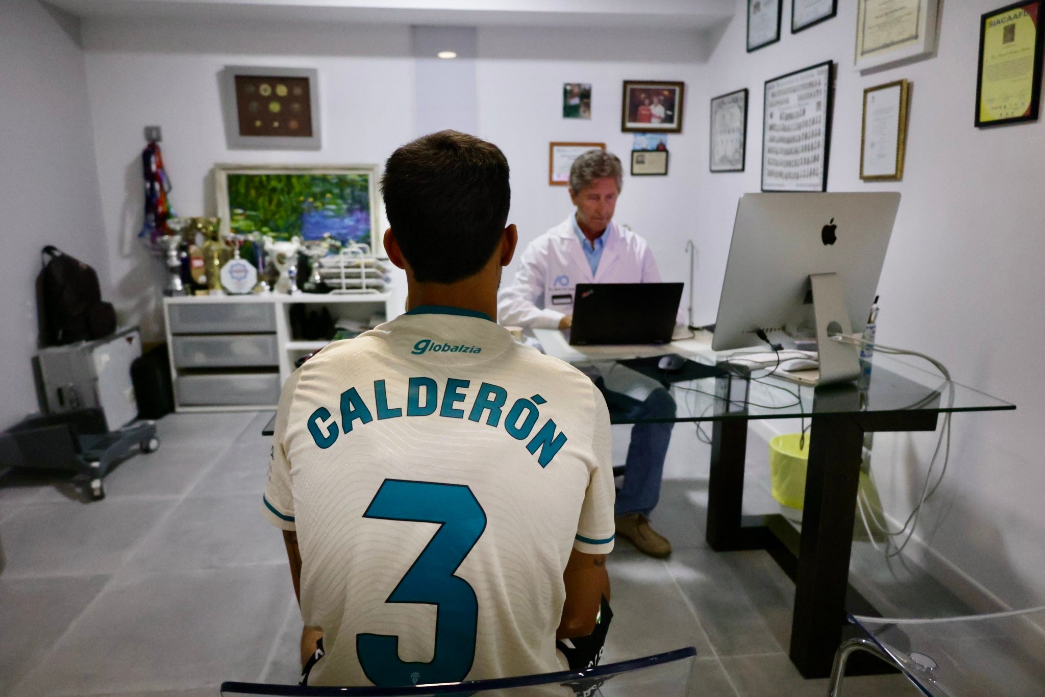 León, sentenciado a seis años de cárcel por el "Caso Saqueo" León, sentenciado a seis años de cárcel por el "Caso Saqueo"