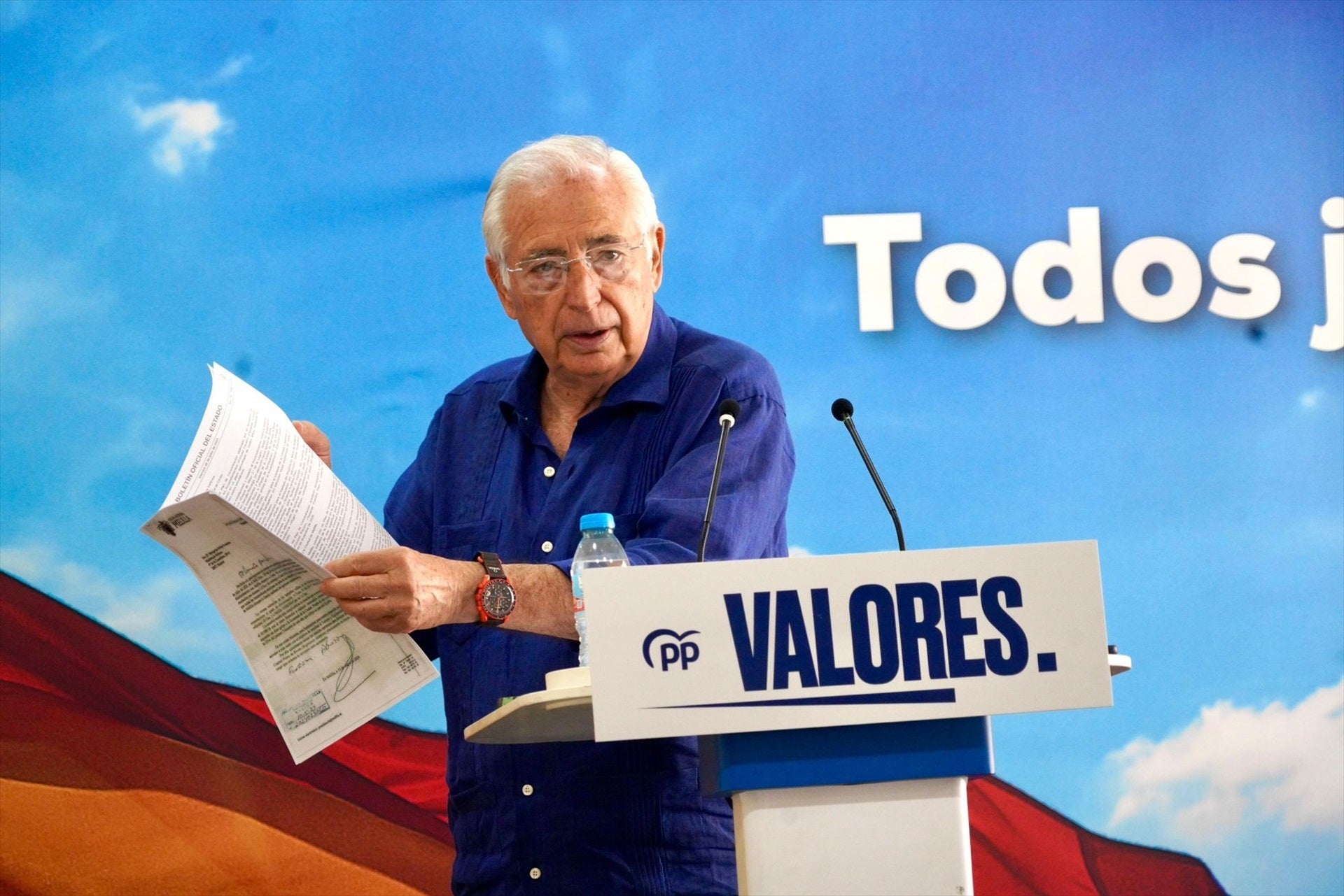 El presidente de Melilla carga contra el Gobierno tras el cierre de la aduana: "Marruecos manda" El presidente de Melilla carga contra el Gobierno tras el cierre de la aduana: "Marruecos manda"