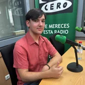Eugenio Martínez, premio extraordinario de bachillerato : "Después de mucho esfuerzo y algún fallo en el camino, la nota fue un 13,8" Eugenio Martínez, premio extraordinario de bachillerato : "Después de mucho esfuerzo y algún fallo en el camino, la nota fue un 13,8"