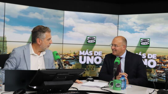 Carlos Alsina y Miguel Tellado en 'M&aacute;s de uno'