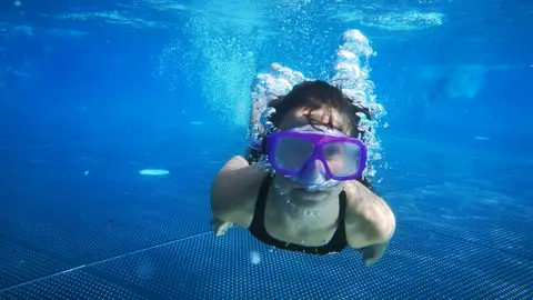 Especialistas de Vithas de la Comunidad Valenciana advierten sobre los riesgos para los ojos de los niños en piscinas y playas Especialistas de Vithas de la Comunidad Valenciana advierten sobre los riesgos para los ojos de los niños en piscinas y playas