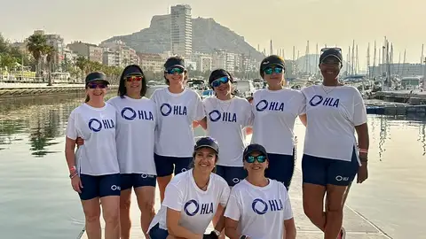 Las campeonas de la regata. Las campeonas de la regata.