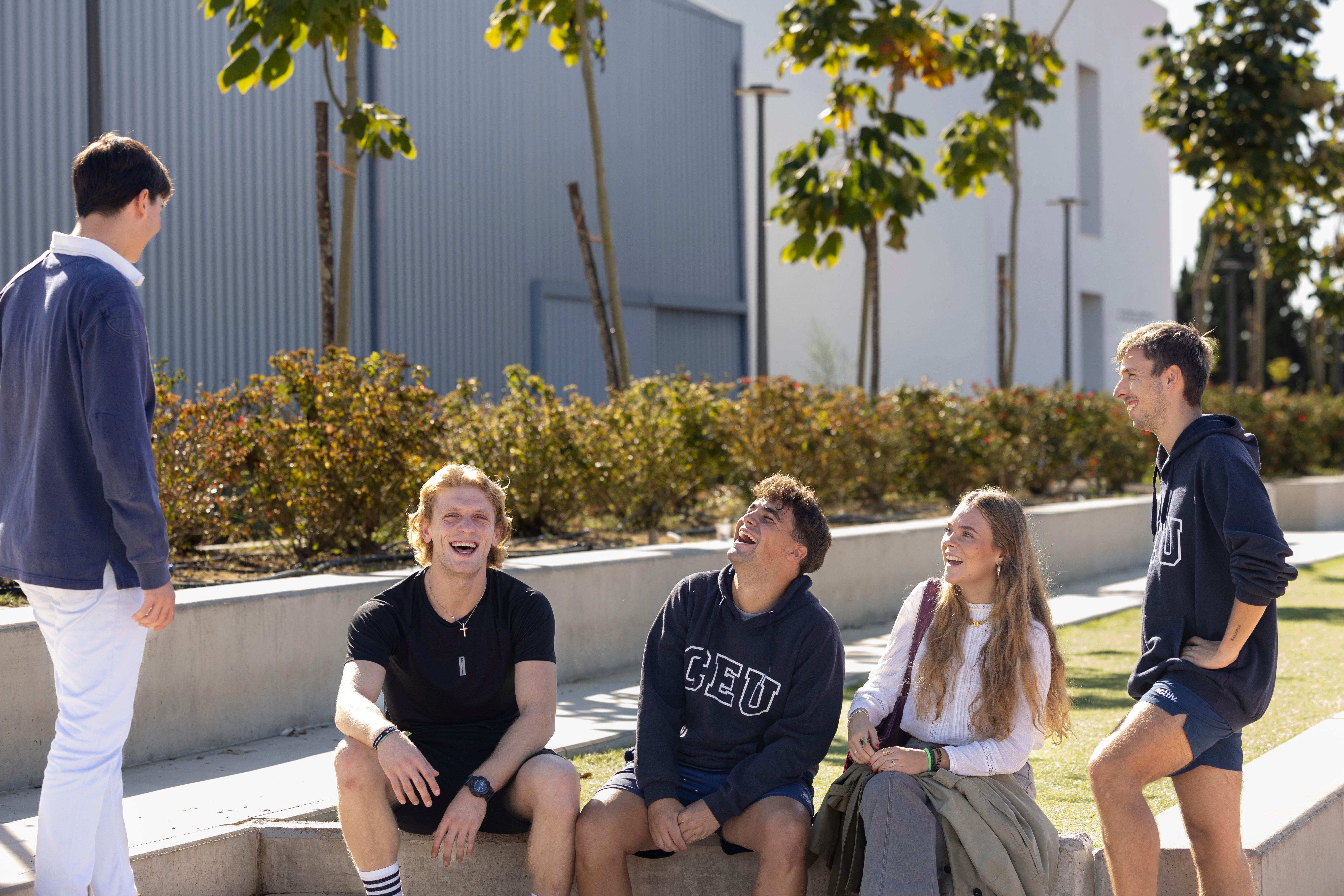 CEU en Andalucía supera el millón de euros en becas y ayudas al estudio CEU en Andalucía supera el millón de euros en becas y ayudas al estudio