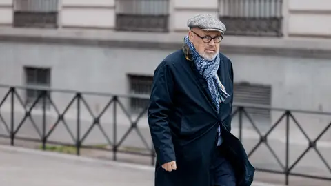 Jacobo Teijelo, el abogado de los audios de Leire Díez, se suma a la defensa de Santos Cerdán Jacobo Teijelo, el abogado de los audios de Leire Díez, se suma a la defensa de Santos Cerdán