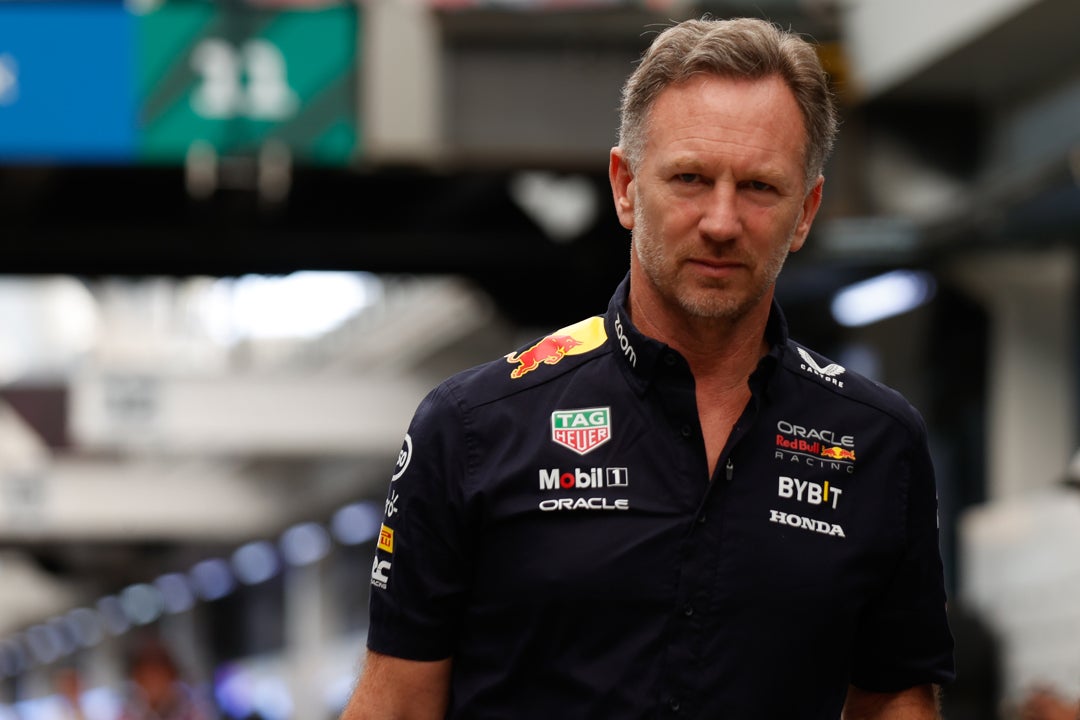 La escudería Red Bull despide a Christian Horner La escudería Red Bull despide a Christian Horner