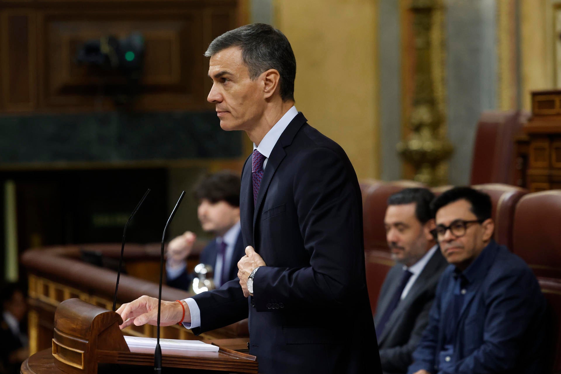 Tertulia: La defensa victimista de Pedro Sánchez en el Congreso Tertulia: La defensa victimista de Pedro Sánchez en el Congreso