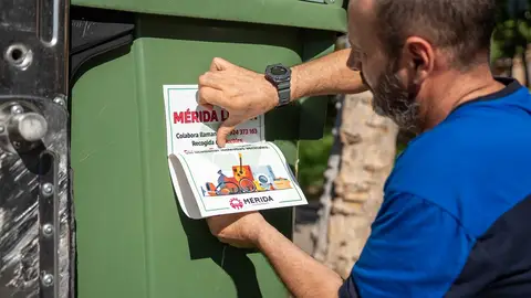 El Ayuntamiento de Mérida lanza una campaña informativa sobre la recogida de enseres y elementos voluminosos El Ayuntamiento de Mérida lanza una campaña informativa sobre la recogida de enseres y elementos voluminosos