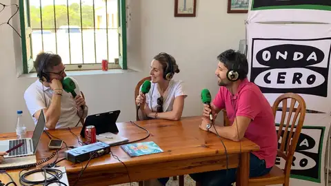 Entrevista en el Faro en Mas de Uno Almería Entrevista en el Faro en Mas de Uno Almería